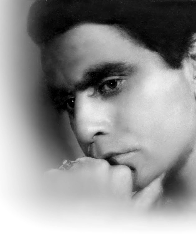 Dilip Kumar makes his debut Facebook page at 94: Starts off with a heartwarming video