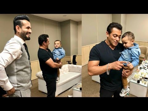 Adorable pictures of Salman Khan playing with Irfan Pathan's son go viral