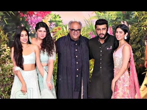Arjun Kapoor bonds with his step-sisters at Sonam Kapoor's wedding reception. See pics.
