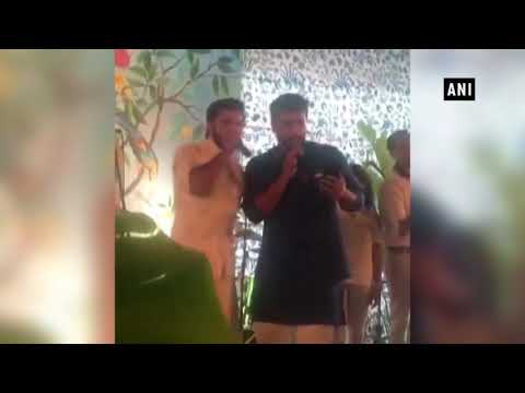 Arjun Kapoor and Ranveer Singh sing 'Masakali' for Sonam Kapoor at her wedding