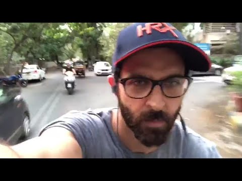 Hrithik Roshan takes up online fitness challenge, gets in trouble with Mumbai police!