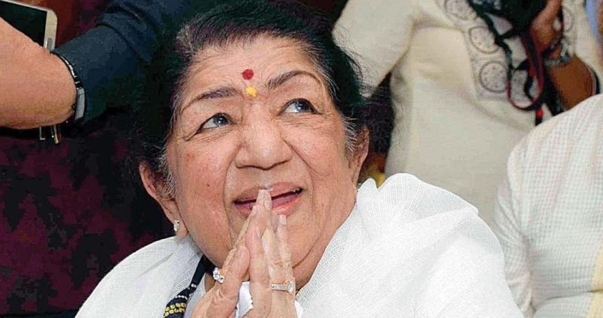 Lata Mangeshkar Discharged From Hospital: Returns Home After Nearly a Month