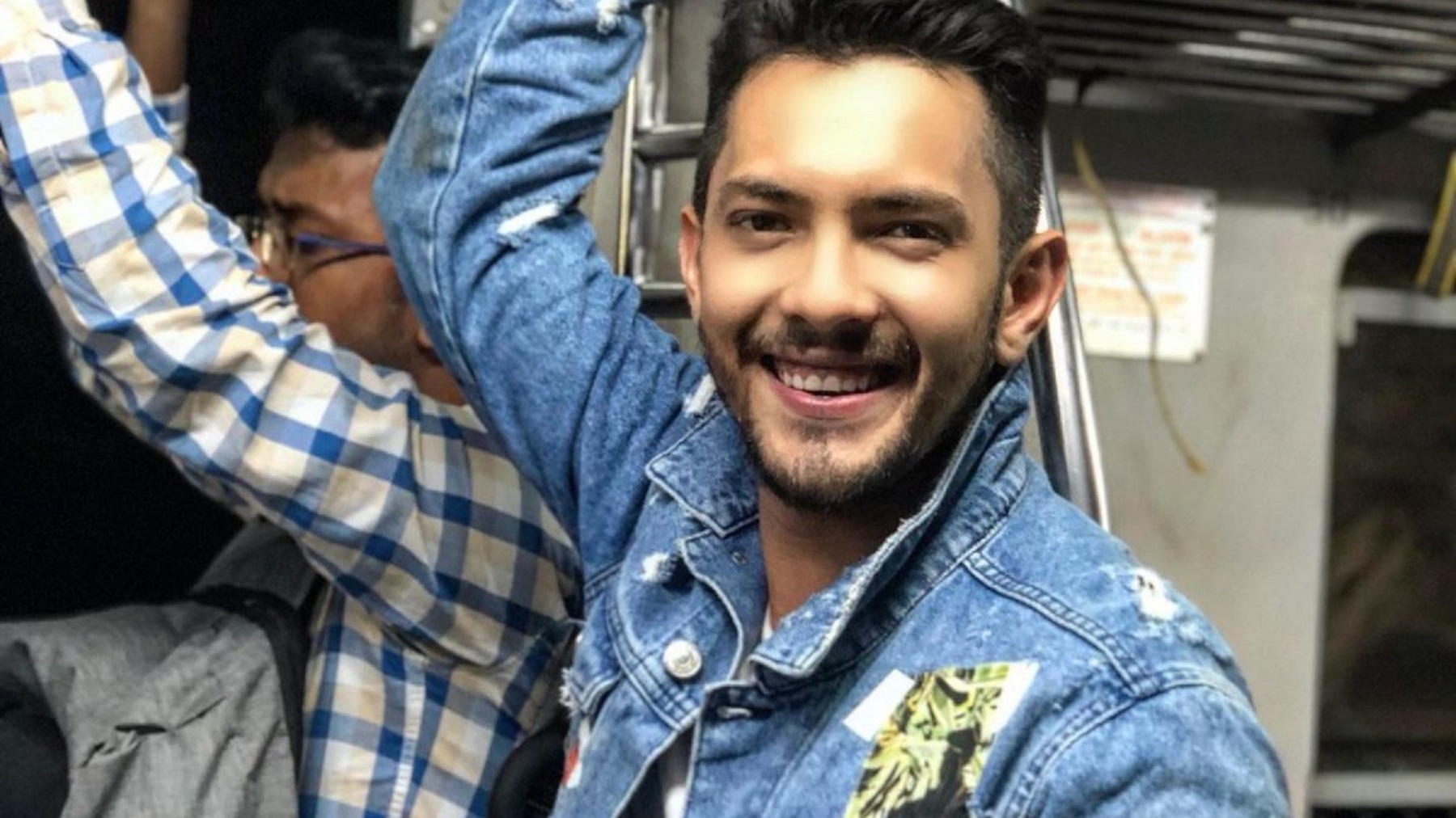 Aditya Narayan Says He’s Nearly Bankrupt With Only 18k in His Account, Has To Sell His Bike