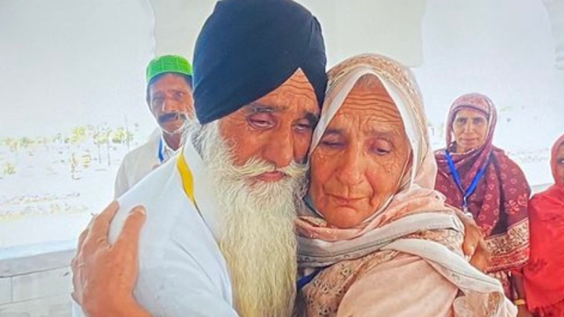 Sikh Brother, Muslim Sister: Separated In 1947 Finally Reunite At Kartarpur After 75 Years!