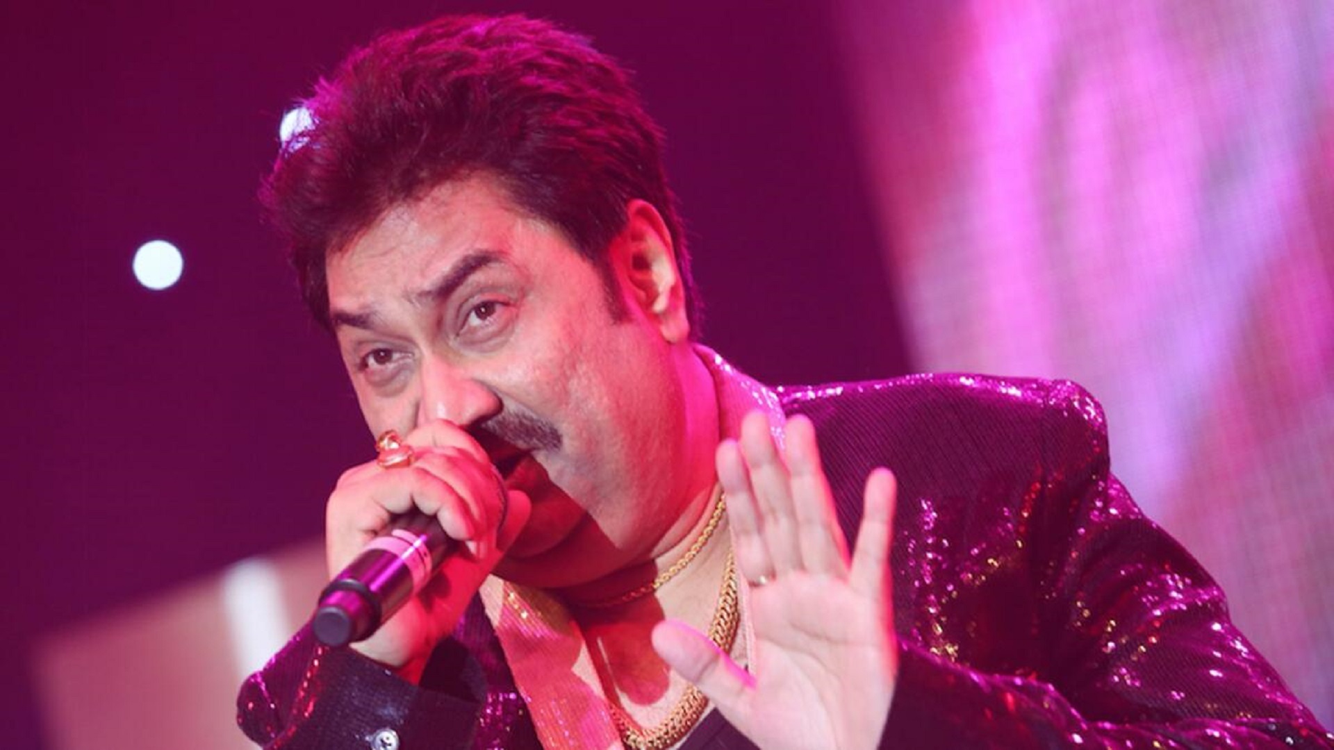 90’s Throwback: Kumar Sanu’s Melodious Performance Of His Iconic 90’s Hit Song ‘Do Dil Mil Rahe Hai’
